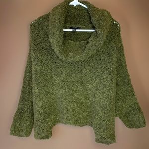 Green Forever 21 Cozy Sweater Turtle Neck Size Medium